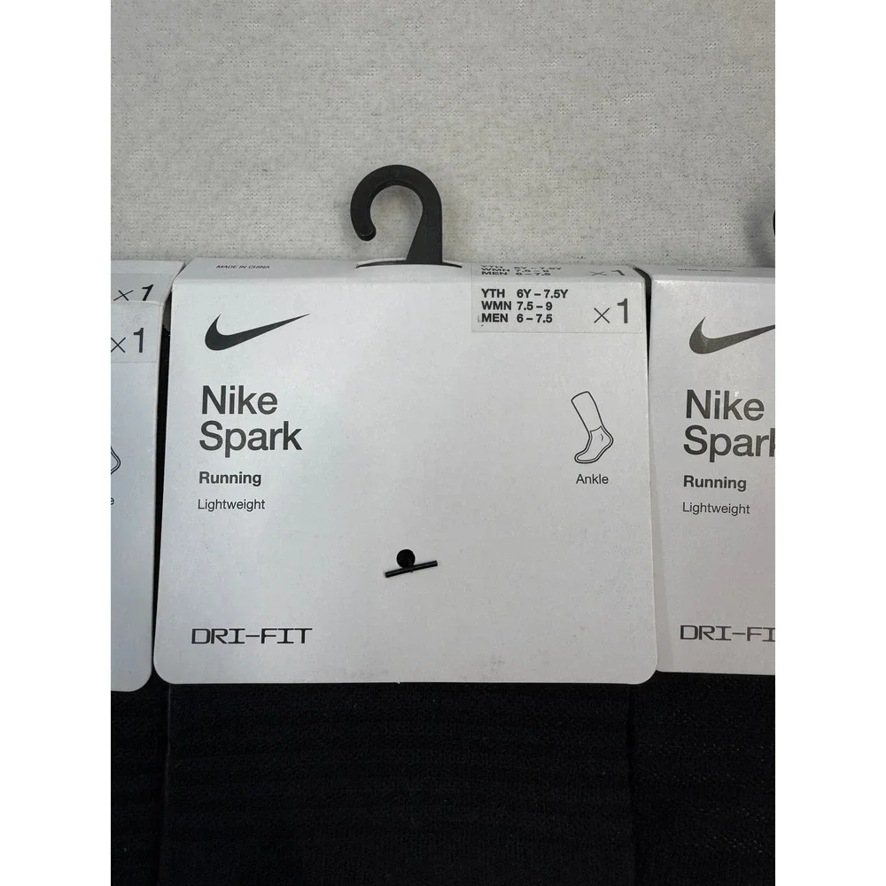 3 pair Nike Spark Lightweight Ankle Socks Black Women 7.5-9 Men 6-7.5 NWT
